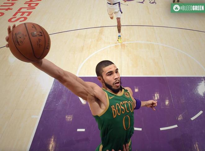 包含塔图姆赛事官方发布势不可挡新规,FPX争议不断!的词条